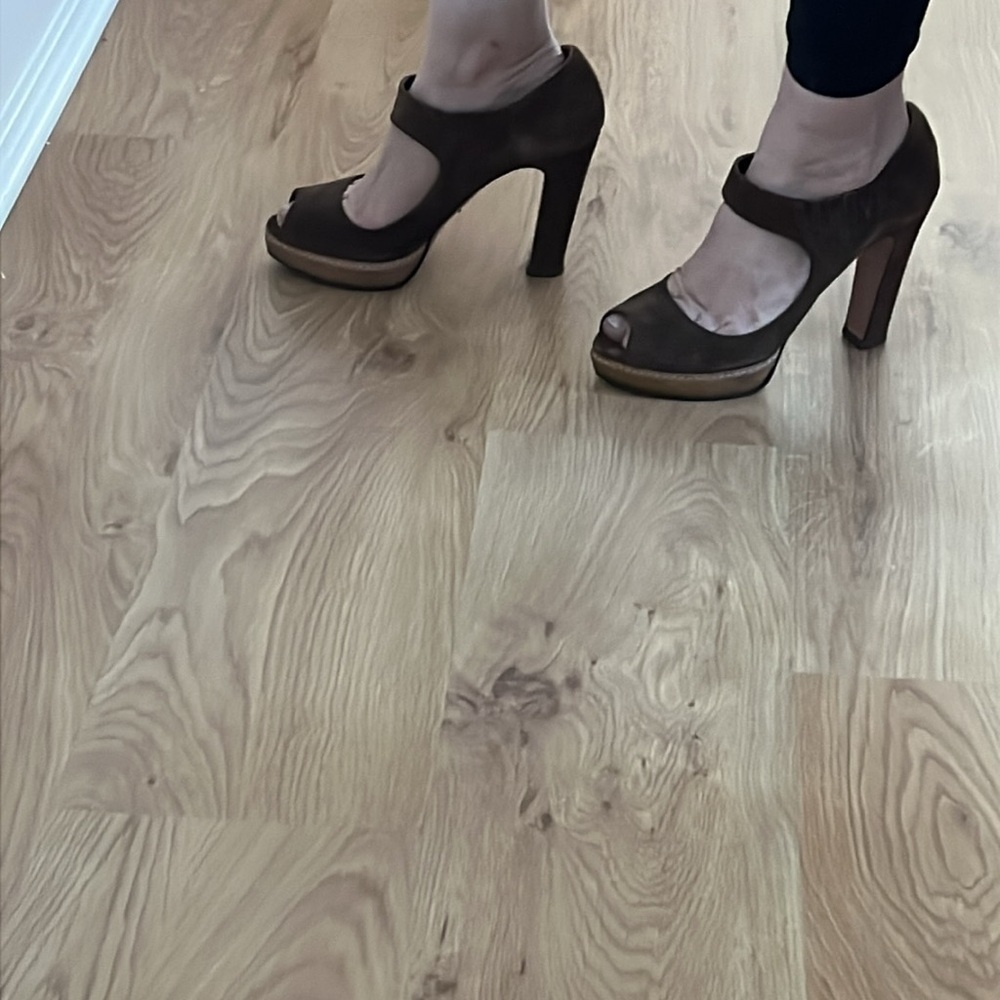 PRADA Sz 40 Brown Suede Rubber Platform Peep Toe Elastic Mary Jane 3.5” Heels - Picture 3 of 15